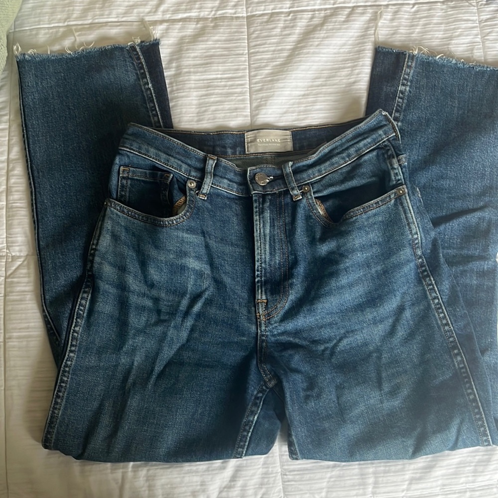 Cheeky boot cut crop